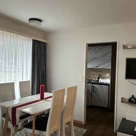 Haus Castello 아파트 *