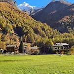 Apartment Haus Castello Randa